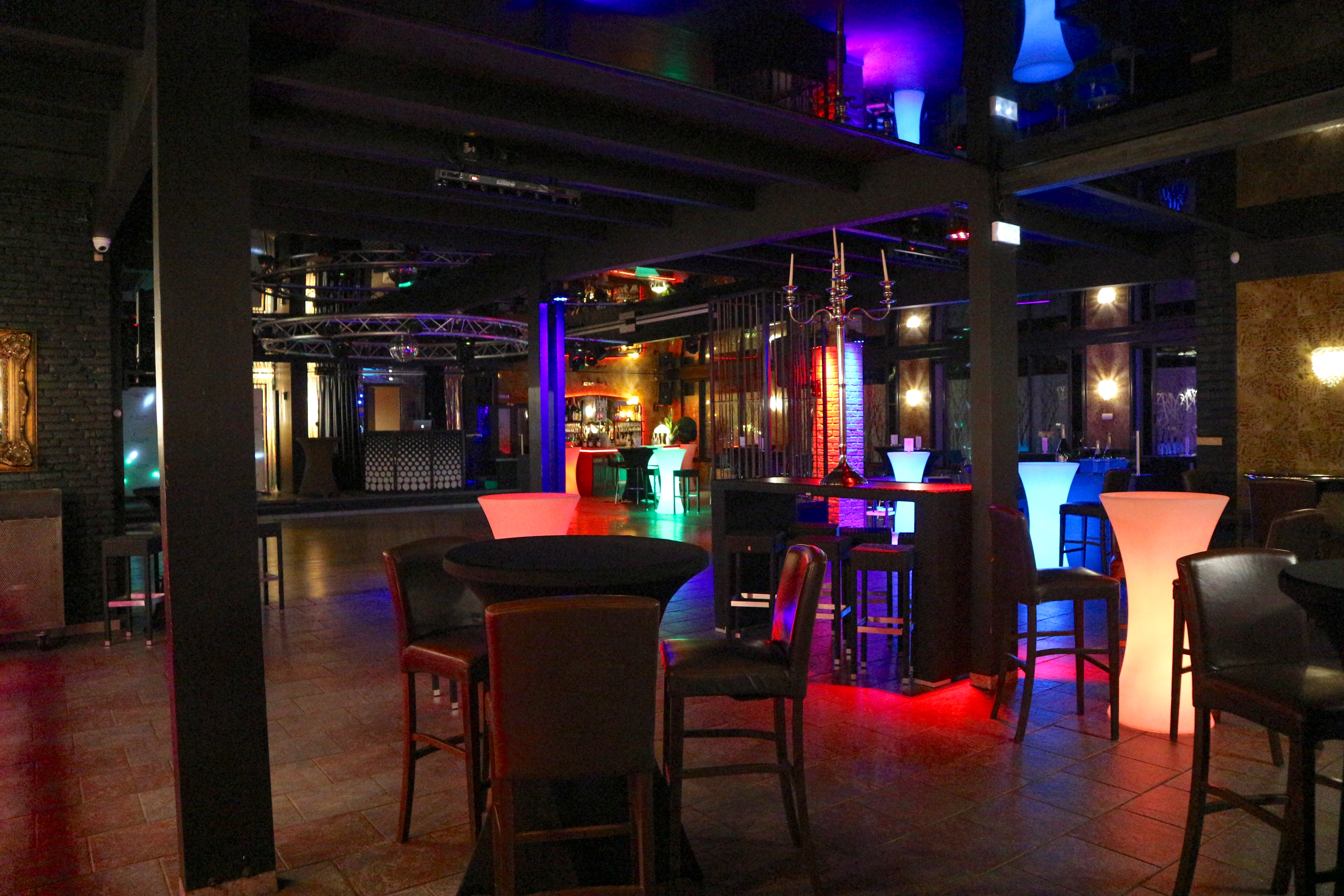 Le Chalet Restaurant Bar Dancing De Le Quesnoy